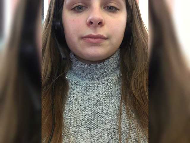 Oddajajo posnetke zaslona HaleySmith