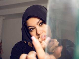 Erotični video klepet halimabashar