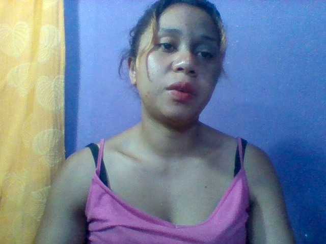 Oddajajo posnetke zaslona Harivelo22