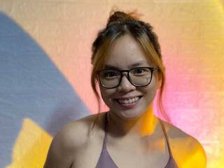 Erotični video klepet Heartleaf