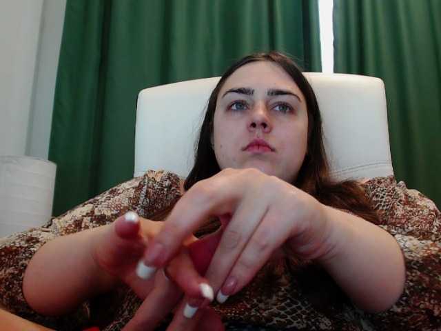 Fotografije HelenMillerr /.Lovenset/hairyPussy100/ass150/ tits 80/squirt 999/stand up 20/spank my pussy 200/spank my ass 250/Twitter @xhelenmillerx