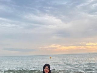 Erotični video klepet Hellenpierce