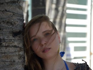 Erotični video klepet helloXpussy