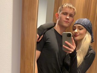 Erotični video klepet HighAndCouple1