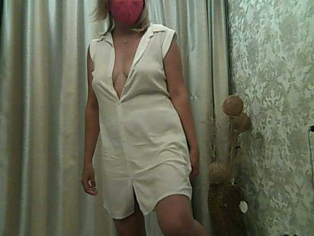 Oddajajo posnetke zaslona HloyaConect