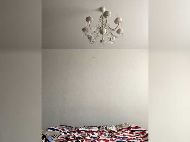 Oddajajo posnetke zaslona HloyaConect