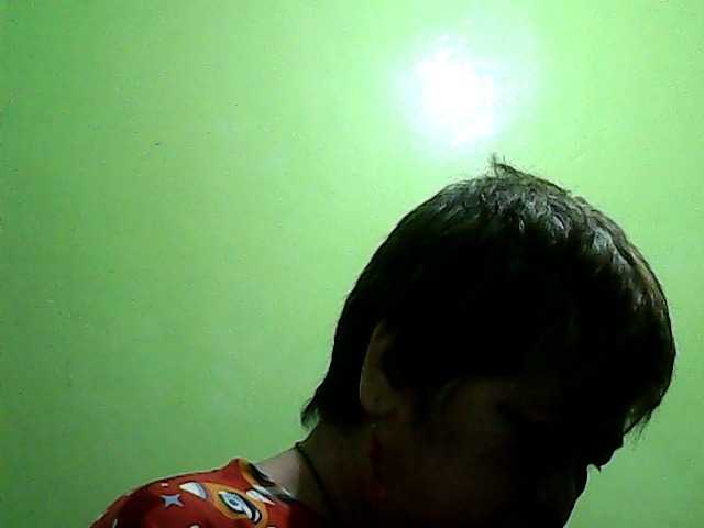 Oddajajo posnetke zaslona HornyGranny