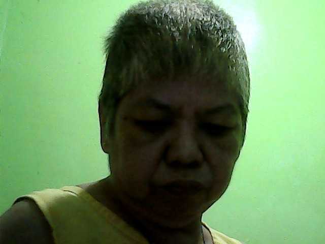 Oddajajo posnetke zaslona HornyGranny