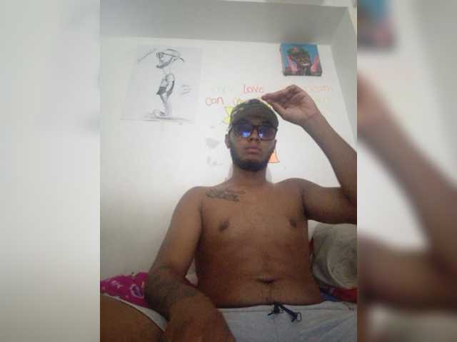 Oddajajo posnetke zaslona hot6col