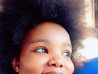 Erotični video klepet HotAFQueen