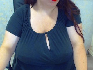 Fotografije hotbbwgirll make me happy :* :* 45--flash titts 55--ass 65 ---flash pussy 100 --top off 150 -- naked