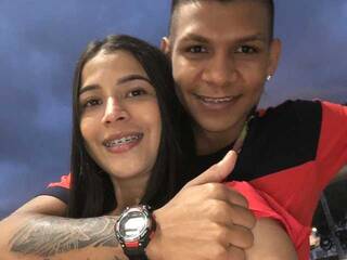 Erotični video klepet Hotcouple-25