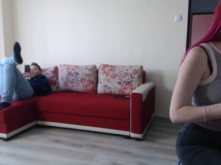 Oddajajo posnetke zaslona hotcouplecum