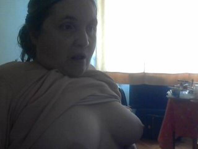 Oddajajo posnetke zaslona Hotcutiefun