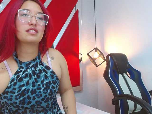 Oddajajo posnetke zaslona HOTDREAMS-VC