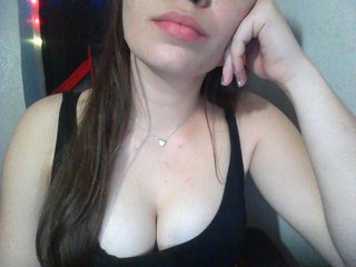 Oddajajo posnetke zaslona hotgirl888