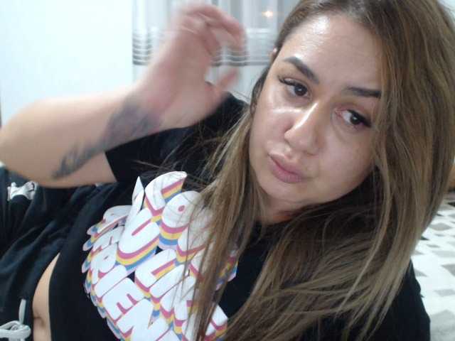 Fotografije hotlaris05 flash boobs 20 pussy 100 add friend 50 pm 5 kiss you 15 c2c 14 full show pvt