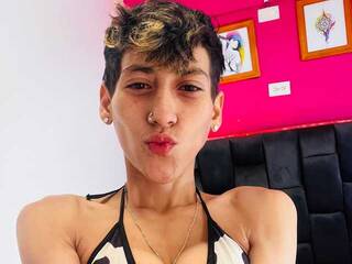 Erotični video klepet HottAlexxxa