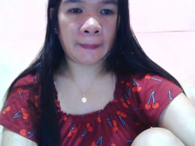 Fotografije HottBella69 hi everyone im bella from tacloban leyte i work here after typhoons my place need to provide foods in start build my house pls respect my room in hope all have hearts to help me thank you so much god bless:)