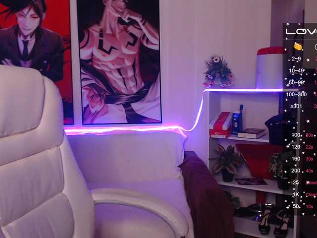 Oddajajo posnetke zaslona HottiDevil