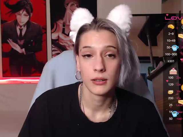 Oddajajo posnetke zaslona HottiDevil