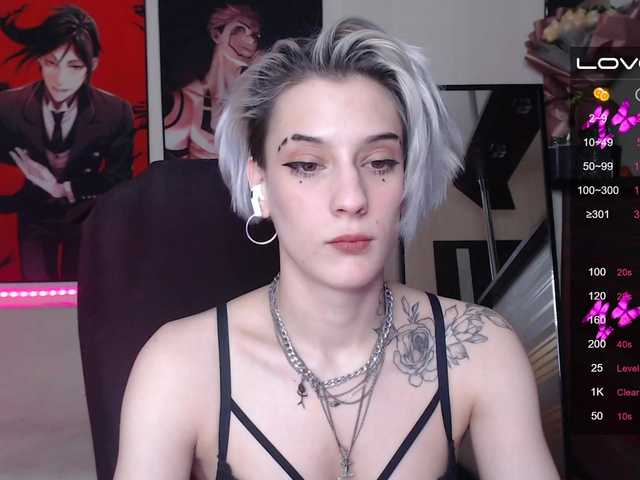 Oddajajo posnetke zaslona HottiDevil