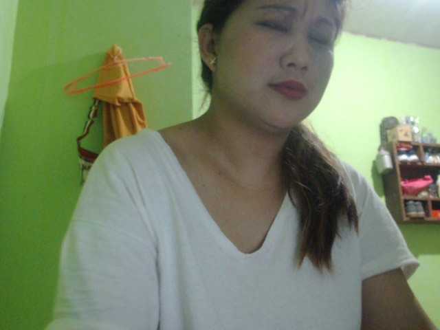 Oddajajo posnetke zaslona hottiesgirl