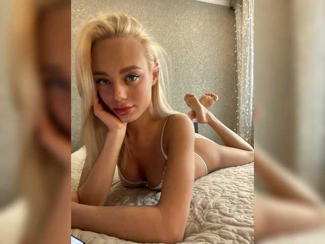 Fotografije hungrykitty1 Hi) Lovense from 5 tokens) I only go to Privat and Full Privat) Privat less than 5 minutes - BAN.