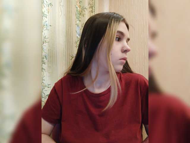 Oddajajo posnetke zaslona iloveqni