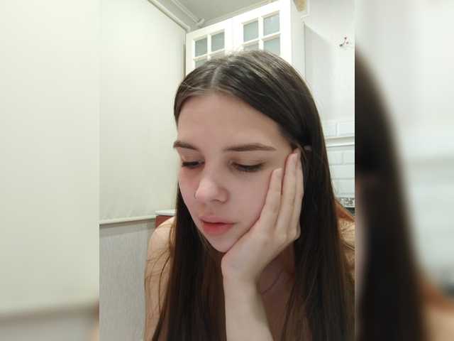 Oddajajo posnetke zaslona iloveqni