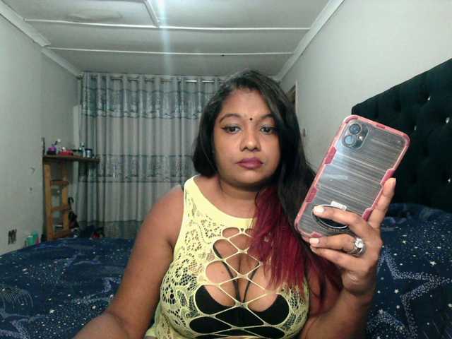 Oddajajo posnetke zaslona Indianmayaxoxo