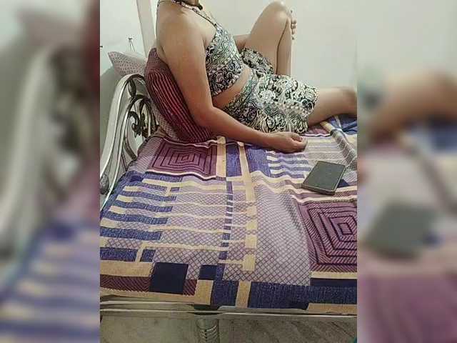 Oddajajo posnetke zaslona Indianwife