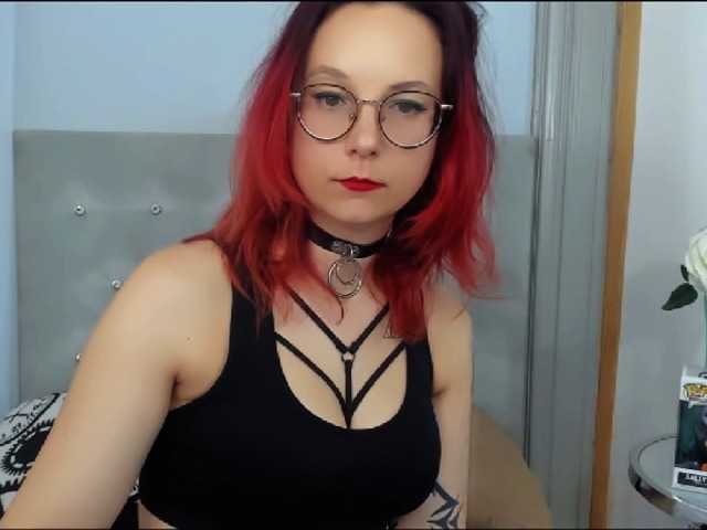 Fotografije InezLove Lets find out about our bodies ;* #new #ginger #glasses #fimdom #fetish #feet #roleplay