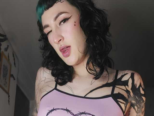 Fotografija profila Inked-Val