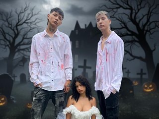 Erotični video klepet Innocent-Looks