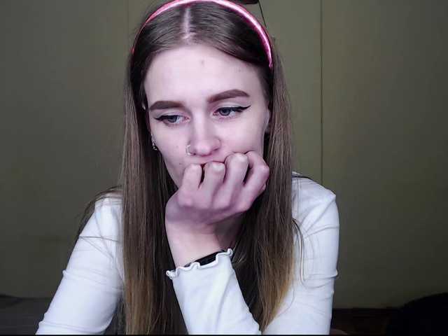 Oddajajo posnetke zaslona InnocentAngel69