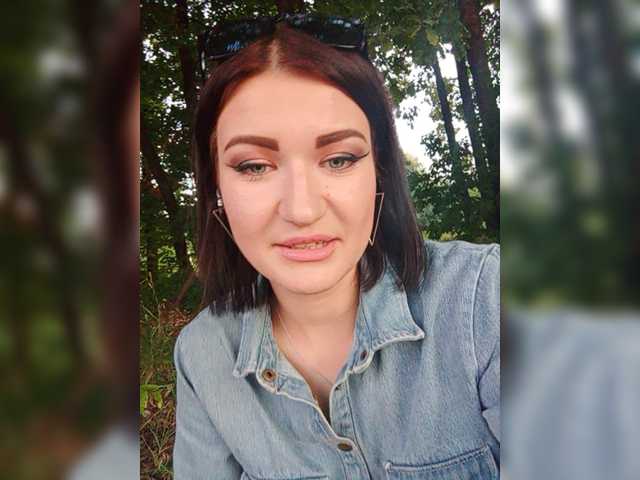 Oddajajo posnetke zaslona IreneGold