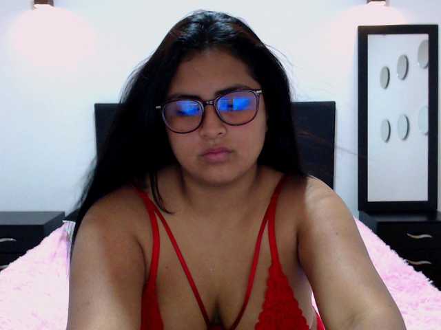 Oddajajo posnetke zaslona Isabela-Rey