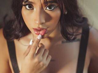 Erotični video klepet IssyRose