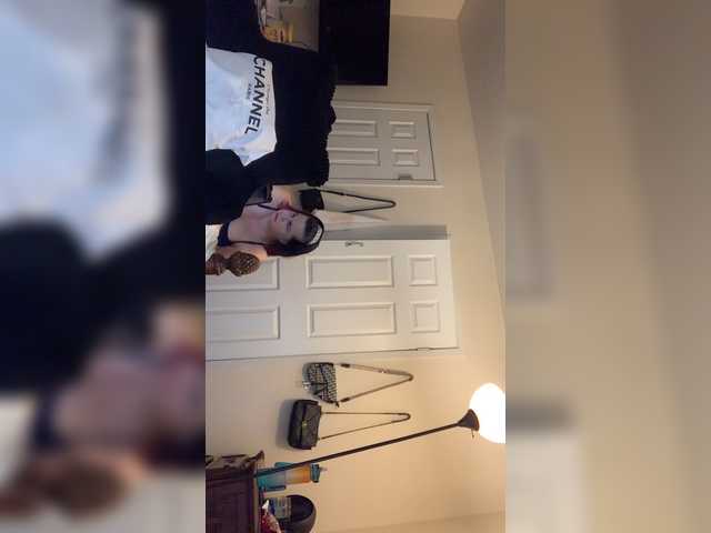 Oddajajo posnetke zaslona Italya1966