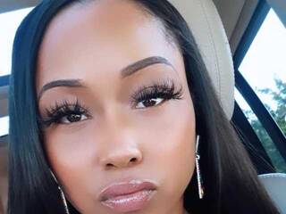 Erotični video klepet ItsChanelHope