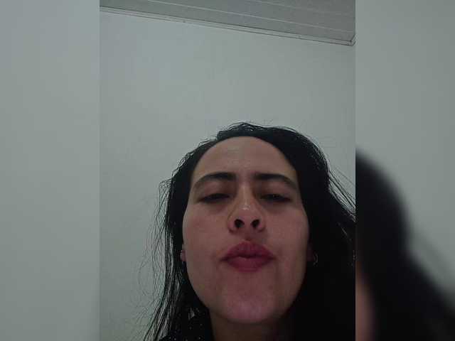 Oddajajo posnetke zaslona Ivannapearls