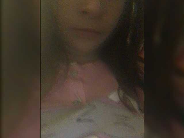 Oddajajo posnetke zaslona Izabelya