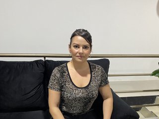 Erotični video klepet Janatwister