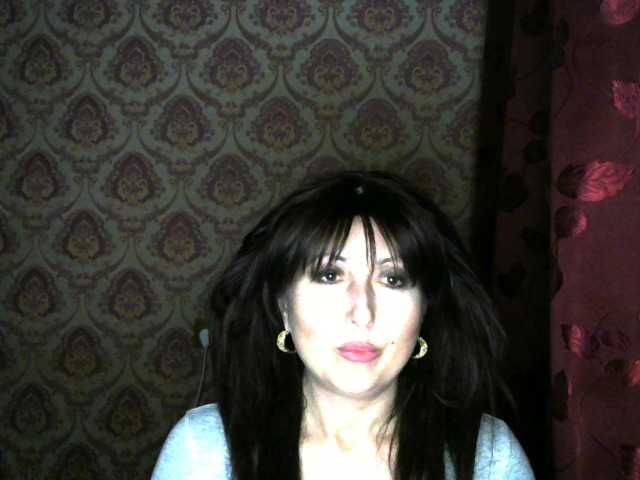 Oddajajo posnetke zaslona JASMINEEEEE