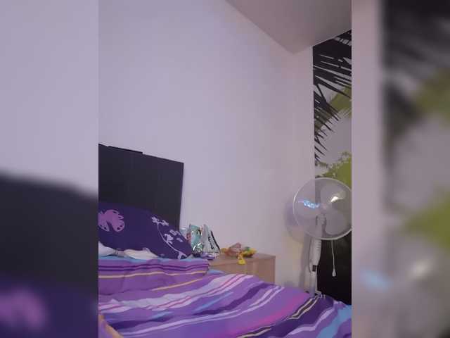 Oddajajo posnetke zaslona JennaDeluxe