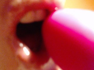 Oddajajo posnetke zaslona Jenniferrr69