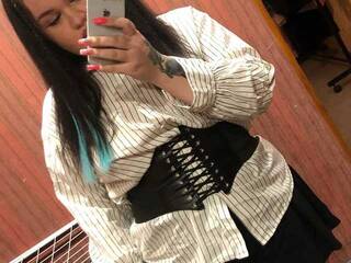 Erotični video klepet Jenny--Kiss