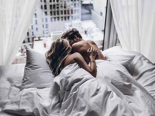 Erotični video klepet JeremmyAndStacy