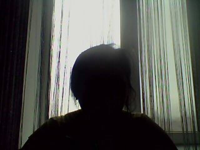 Oddajajo posnetke zaslona JesBlack